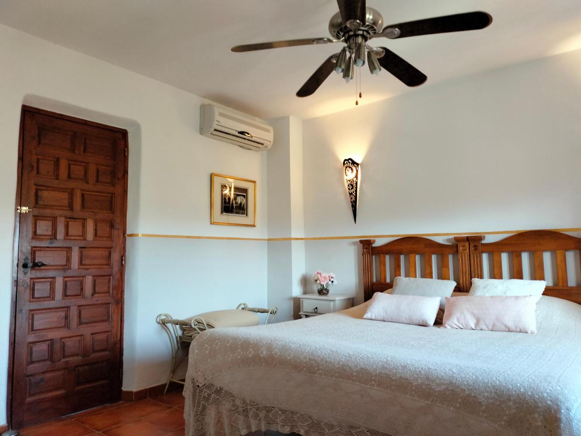 Bed and Breakfast Todos Y Tonya Арчідона Екстер'єр фото
